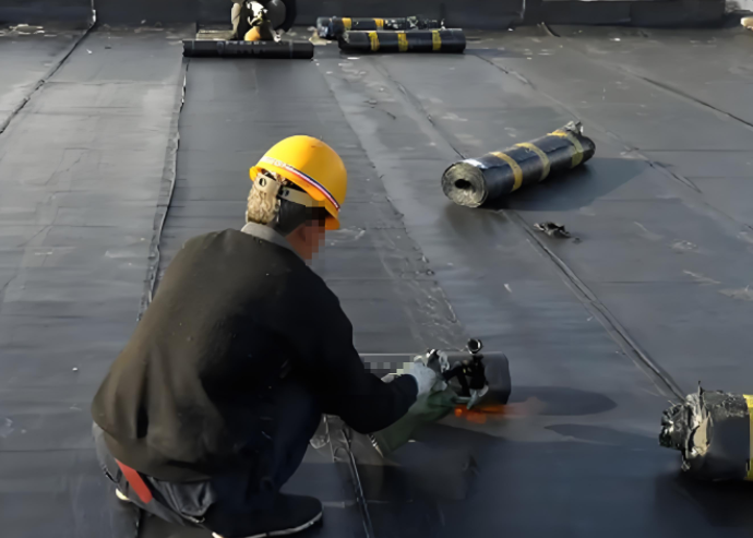 北京屋顶漏水防水补漏哪家好